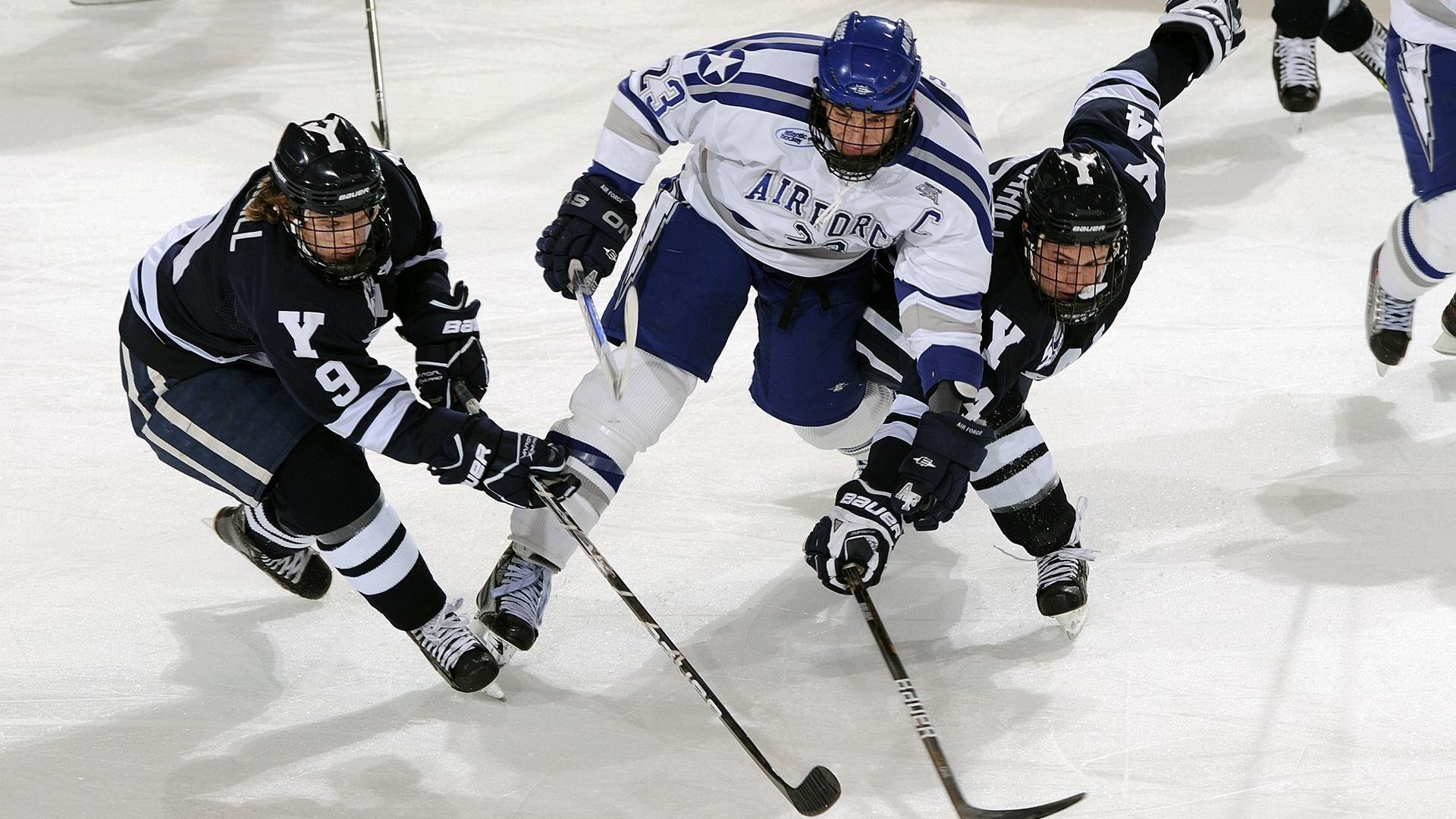 逆袭豪门梦：那些从不被看好的球队逆转成功的故事，关于豪门逆袭的小说推荐